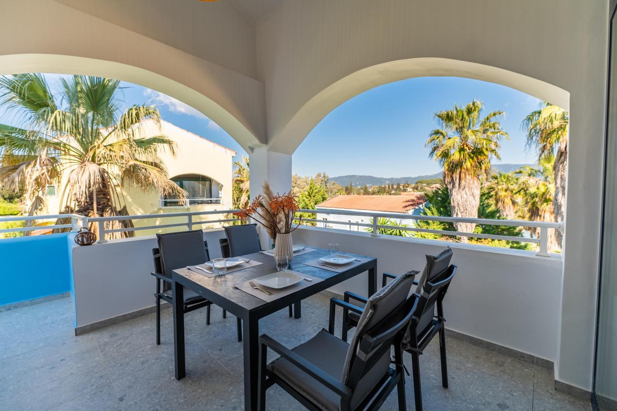 Palm Tree Corfu Apt. Danilia Bagian luar foto