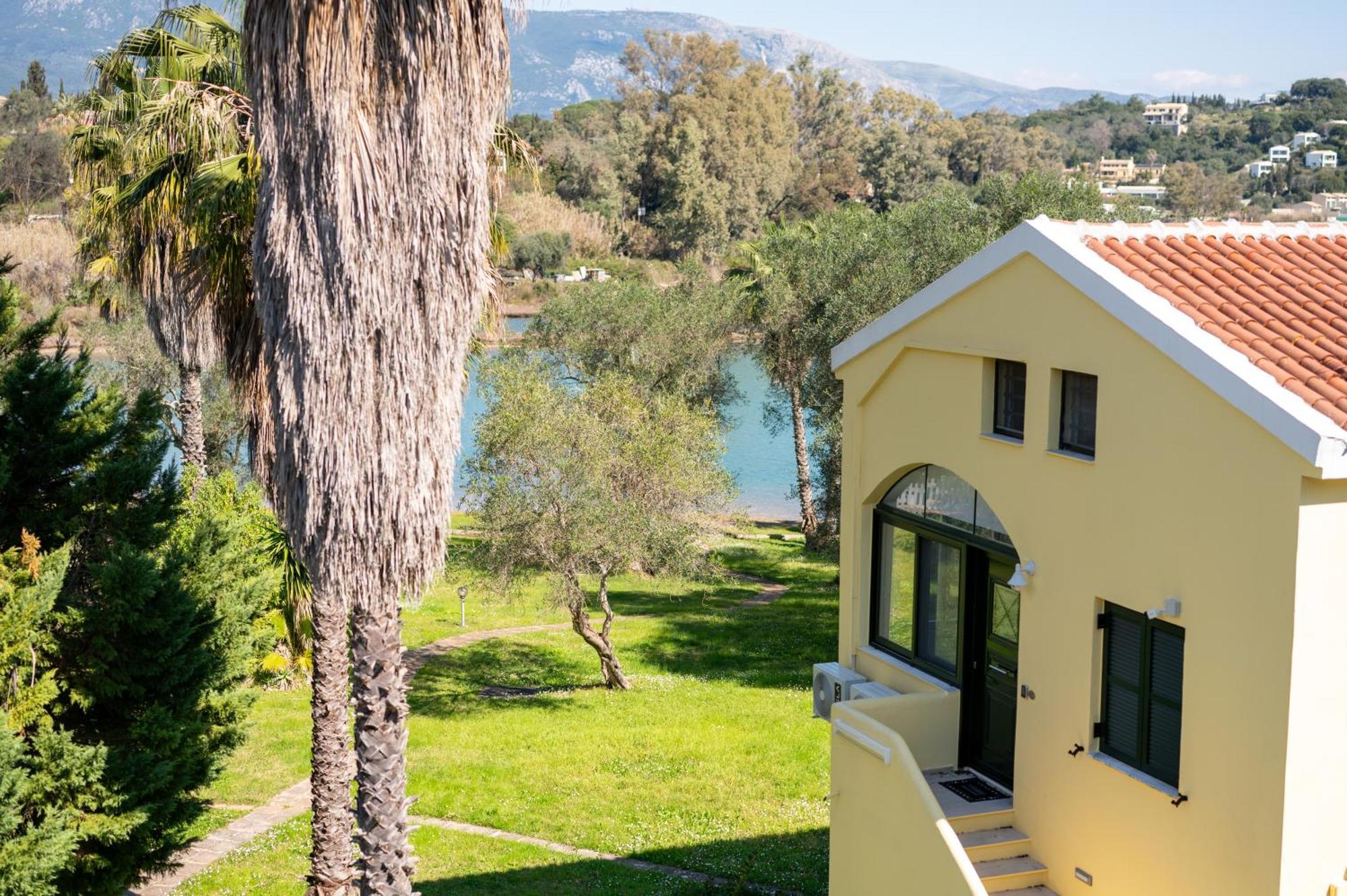 Palm Tree Corfu Apt. Danilia Bagian luar foto