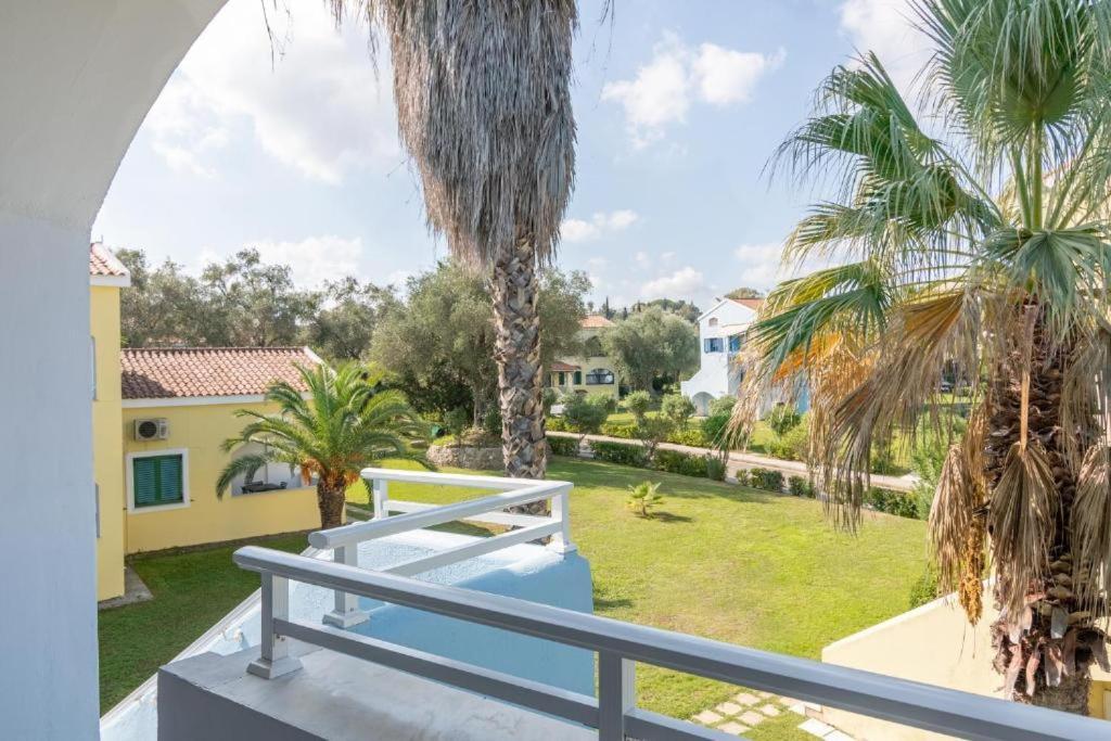 Palm Tree Corfu Apt. Danilia Bagian luar foto